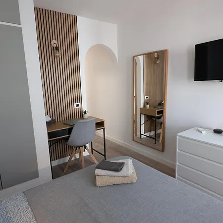 Cosy With Terrace & Jacuzzi