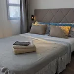 Cosy With Terrace & Jacuzzi Σπίτι διακοπών